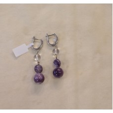 Auskari ar dabīgiem akmeņiem